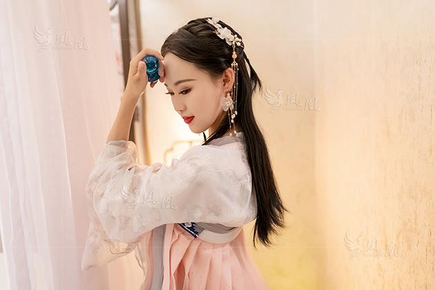 出差去了杭州这家高贵洗浴商务足疗中心，这家服务很舒服